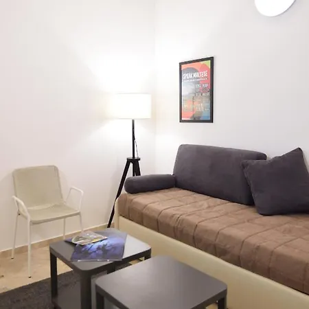 Grand Harbour Apartamento