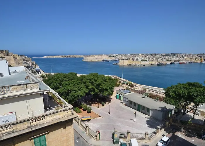 Grand Harbour * Il-Furjana